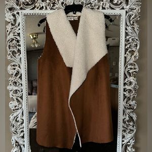 Soft Catos faux fur vest